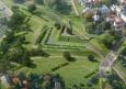 Präsentation – „Bastion aus Erde und... Fantasie”. Kennzeichnung der Bastion I in der Wehrlandschaft der Festung Zamość.   