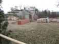 Budowa muru, znaczącego przebieg kurtyny między Bramą Lubelską Starą a Bastionem V. Jesień 2011 r. Fot. K. Wielgus.   